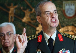 Başbuğ, çapraz sorguda duruşma salonunu terk etti