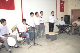 Hakkari’de Kürtçe ilahi grubu kuruldu