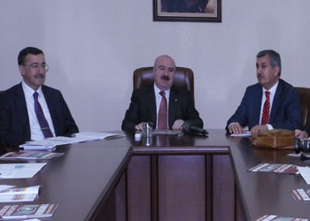 Münazarat sempozyumu tarihi bir hadise