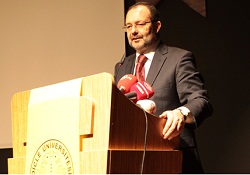 Görmez'den cemaate 'kardeşlik' hutbesi