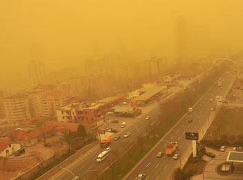 Şanlıurfa'da toz bulutu