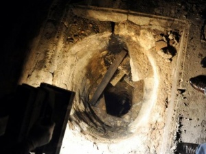 264 yıllık su terazisi cami altında bulundu