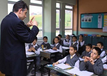 Öğretmenler sadece anlatmamalı, yaşamalı