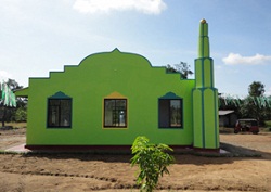 Sadakataşı Sri Lanka'da cami açtı