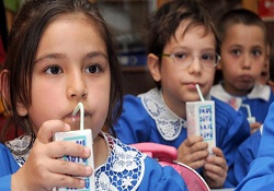 ‘Okul Sütü’ne uluslararası destek