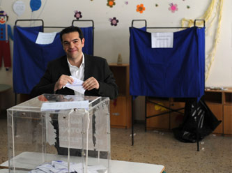 Yunanistan'da oy verme işlemi sona erdi