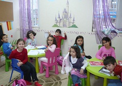 8 bin çocuk eve döndü