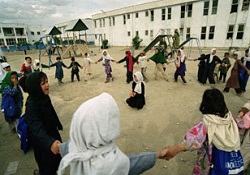 Afganistan'a yıllık 8 milyar dolarlık kalkınma