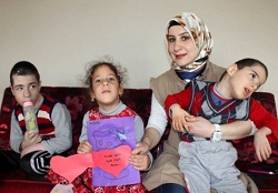 Engelli üçüzlerim Allah'ın bana hediyesi