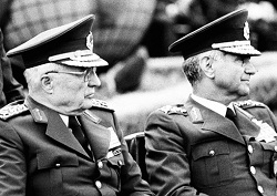 12 Eylül belgelerinin 49 sayfası hâlâ Kenan Evren'de