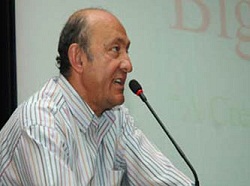 Başörtüsü avcısından bir skandal daha!