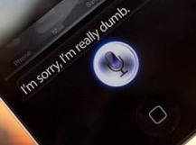 Siri'ye açılan davalara Apple'dan cevap var!