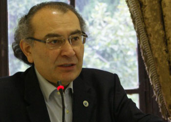 Batı dinin gücünü yeni farketmeye başladı