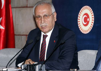 Ayasofya cami olarak ibadete açılmalıdır