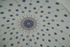 Yeditepe Merkez Camii'nde iç dekorasyon yenileniyor