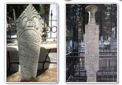 Mezar taşlarındaki mesajlar okunacak