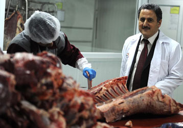 Helal gıda için tek tek besmele çekilmeli