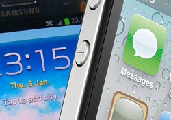 Siri ve S-Voice karşı karşıya!