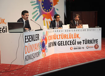 Avrupa'da İslam'ı seçenlerin dörtte üçü kadın