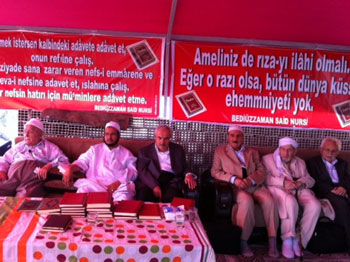 Binlerce Nur talebesi Çamlık'ta buluştu-FOTO