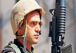 Lübnan'da askere 'vur' emri verildi