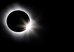 Avustralya'da güneş tutulması nöbeti