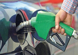 Benzinde de indirim yolda