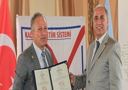 Türkiye'nin ilk İSO 9001'li üniversitesi oldu