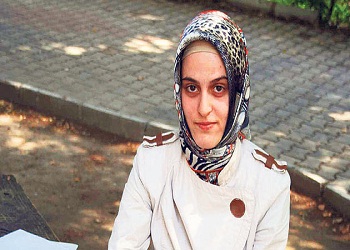 Başörtüsü sebebiyle sınav kağıdı alındı