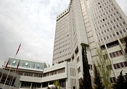 Dışişleri: Cami kundaklanması tehlikeli bir kışkırtma girişimidir