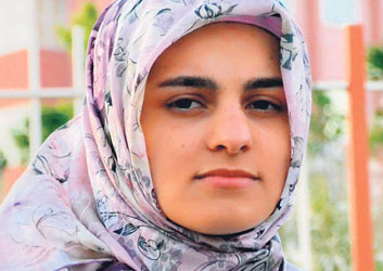 Birinci olan başörtülü yine törene alınmadı