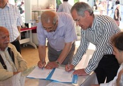 Dinar'da camilerin temizliğini belediye yapacak