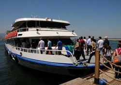 Köprü tıkanınca şirketler denizi keşfetti