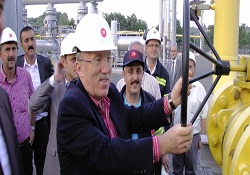 Türkiye'de petrol aramaları sürüyor