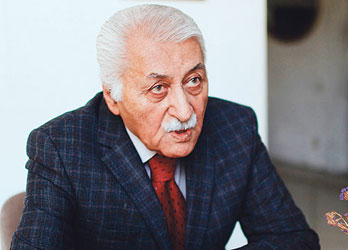 Ayasofya, yeniden cami haline getirilmeli