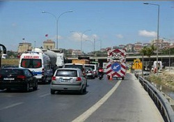 Şimdi de D-100 karayolu!