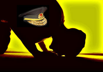 Namaz kılan asker de komutan olabilecek!
