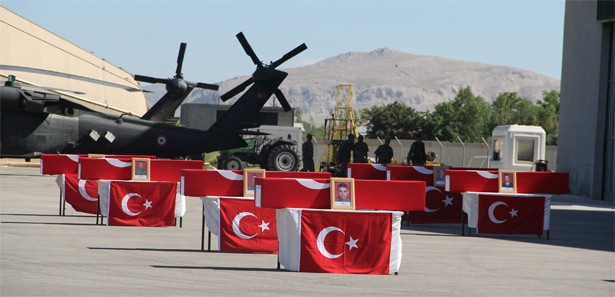 Türkiye Şehitlerini uğurluyor