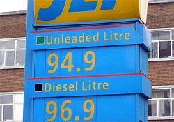 SOCAR, İsviçre'de 170 petrol istasyonu aldı