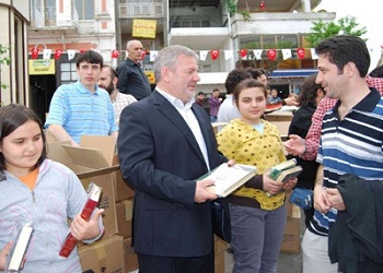 50 bin kişiye 3 günde Kur'an öğrettiler