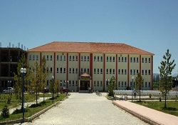 MAKÜ Eğitim Fakültesi binası çürük çıktı