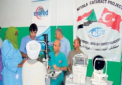 Gönüllü Türk doktorları 11 bin Sudanlıya ışık oldu
