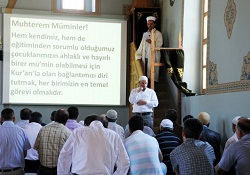 İşitme engelliler için Cuma Hutbesi