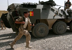 Pakistan'da NATO ikmal yolları açılmayabilir