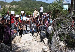 Üst rütbeliler dahil 293 Suriyeli Türkiye'ye kaçtı
