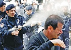 Sağlık bakanı Akdağ'da biber gazı uyarısı