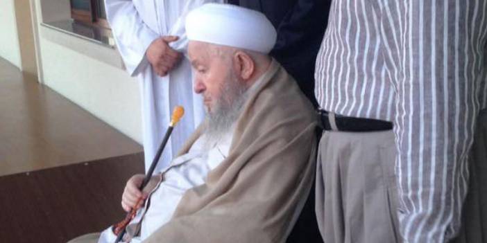 Mahmut Ustaosmanoğlu Hocaefendi vefat etti