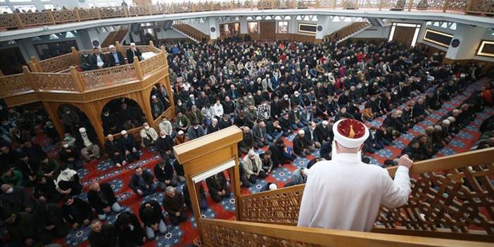 Hutbede Atatürk ısrarı arttıkça vatandaş da sansürsüz tepki veriyor: Kafirin...