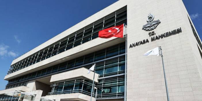 Anayasa Mahkemesi son noktayı koydu: Köpekleri toplayın!