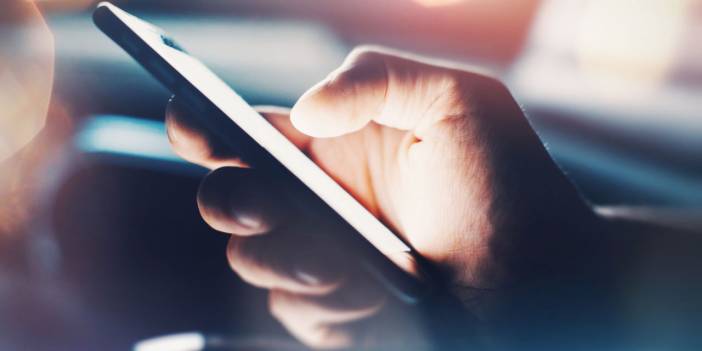 'Çin, cep telefonlarındaki casus yazılımlarla Uygurları takip ediyor'